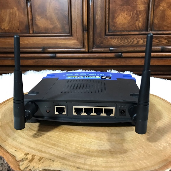 Linksys WRT54G Wireless-G Broadband Router - Picture 5 of 15